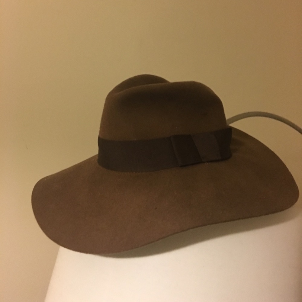 Brixton brown piper hat